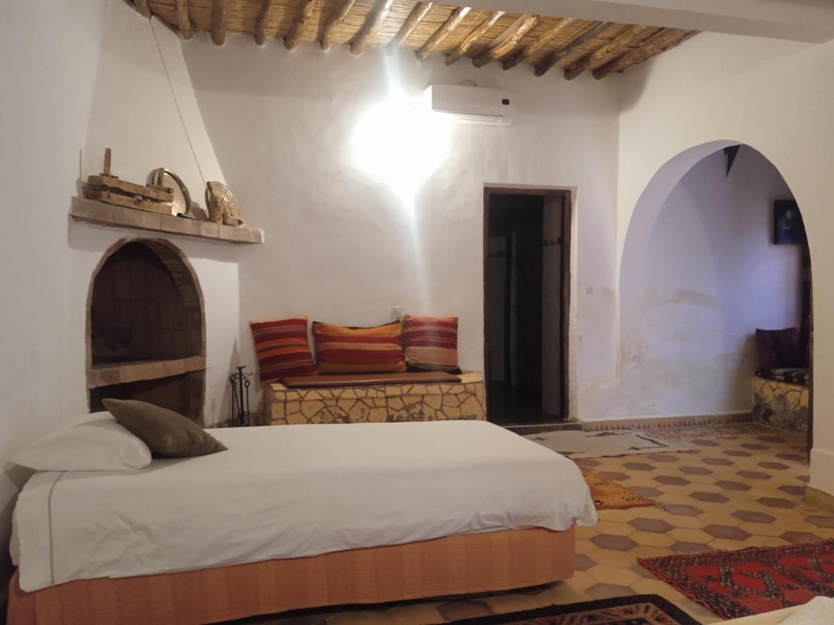 Dar Es Salam Hotel Скура Екстериор снимка
