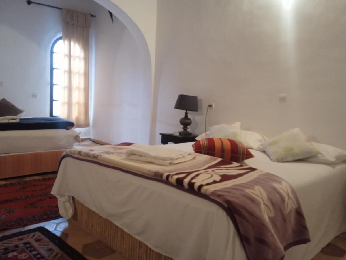 Dar Es Salam Hotel Скура Екстериор снимка
