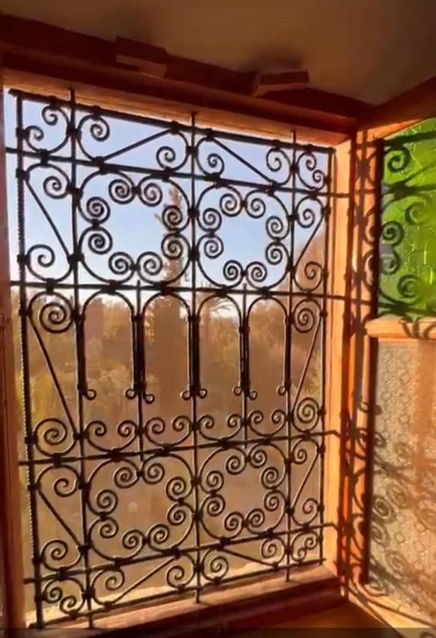 Dar Es Salam Hotel Скура Екстериор снимка