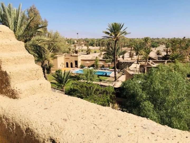 Dar Es Salam Hotel Скура Екстериор снимка
